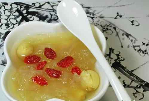 莲子木耳羹.jpg 莲子木耳羹.jpg