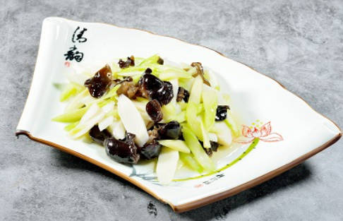 山药炒莴笋.jpg